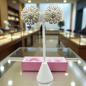 Sarah Coventry Vintage Daisy Earrings Silver Clip On Floral Coquette Retro Glam